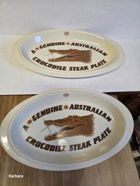 Vintage 2 Bendigo Pottery Australian Souvenir Crocodile Steak Plates